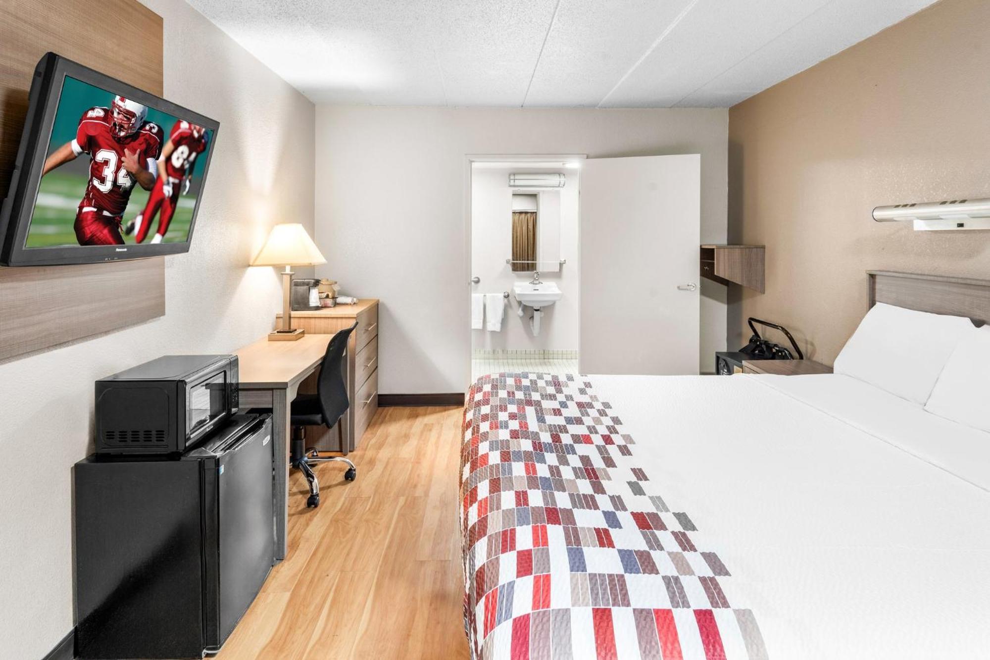 Red Roof Inn Indianapolis North - College Park מראה חיצוני תמונה